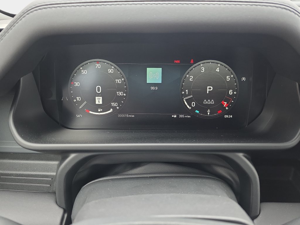 New 2026 Land Rover Defender 110 X-Dynamic SE AWD/4WD image 14