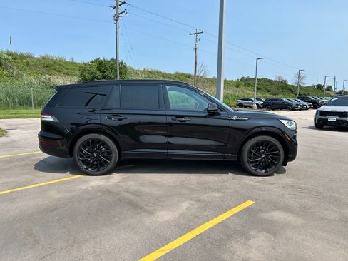 Certified 2023 Lincoln Aviator Reserve w/ Equipment Group 201A AWD/4WD image 5