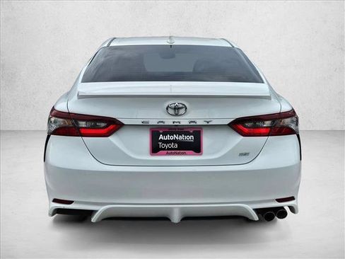 Used 2023 Toyota Camry SE FWD image 7
