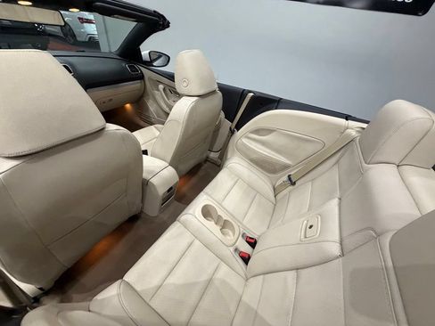 Used 2013 Volkswagen Eos Komfort FWD image 27