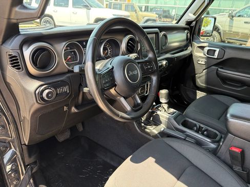 Used 2020 Jeep Wrangler Unlimited Sport S AWD/4WD image 11