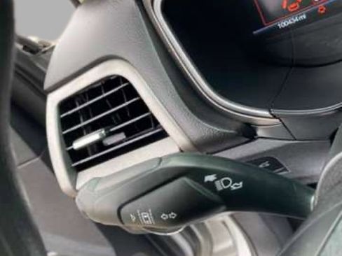 Used 2019 Ford Fusion SE image 22