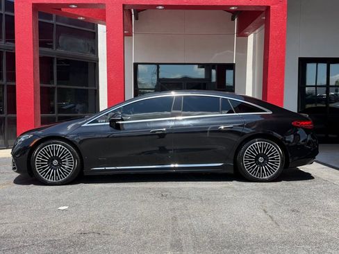 Used 2023 Mercedes-Benz EQS 580 4MATIC Sedan image 5