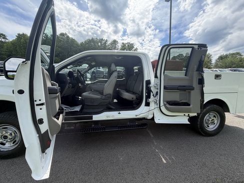 Used 2021 Ford F350 XL w/ Power Equipment Group AWD/4WD image 37