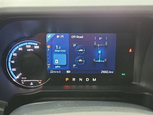 Used 2024 Ford Bronco Black Diamond AWD/4WD image 18