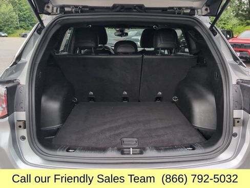 Used 2024 Jeep Compass Latitude AWD/4WD image 21