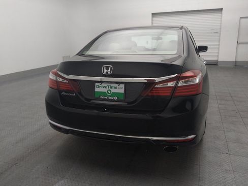 Used 2016 Honda Accord LX image 7