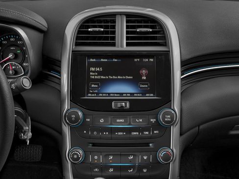 Used 2016 Chevrolet Malibu LT w/ Power Convenience Package FWD image 12