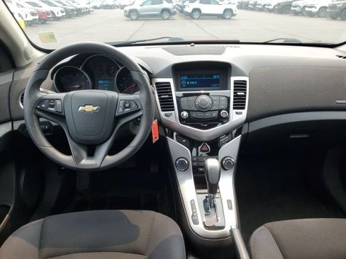 Used 2016 Chevrolet Cruze LT FWD image 21