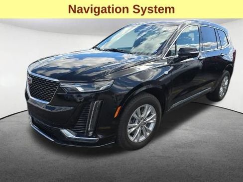 Used 2024 Cadillac XT6 Luxury w/ LPO, Floor Liner Package AWD/4WD image 4