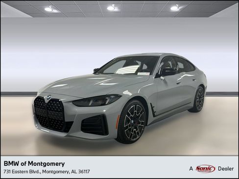 New 2026 BMW 430i w/ M Sport Package RWD image 1