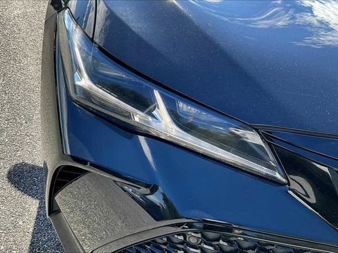 Used 2019 Toyota Avalon Touring w/ Advanced Safety Package image 27