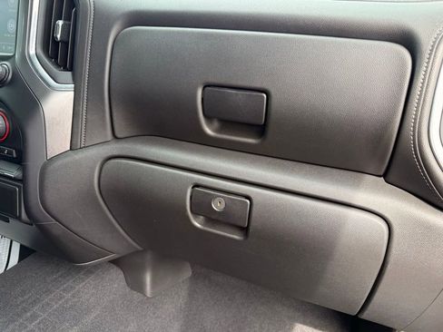 Used 2020 Chevrolet Silverado 1500 RST AWD/4WD image 30