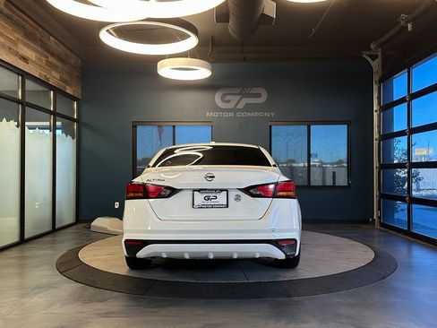 Used 2020 Nissan Altima 2.5 S image 4