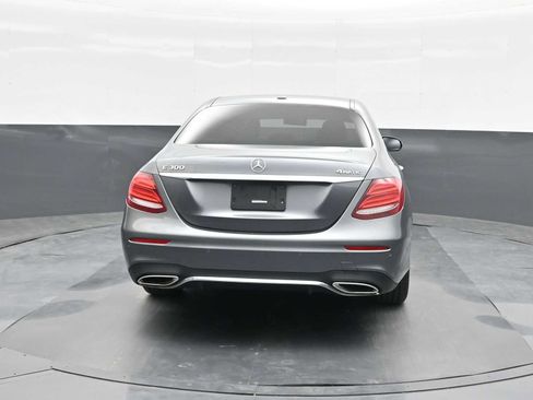 Used 2019 Mercedes-Benz E 300 4MATIC image 7