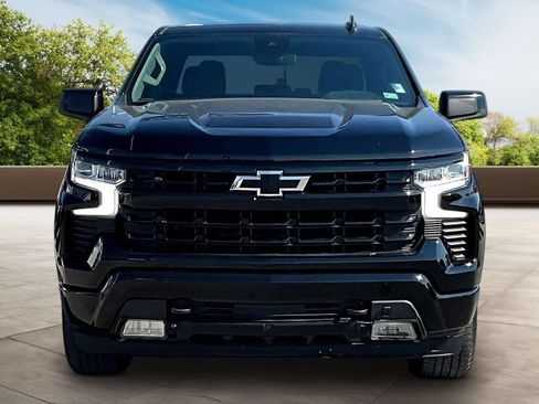 Used 2023 Chevrolet Silverado 1500 RST RWD image 3