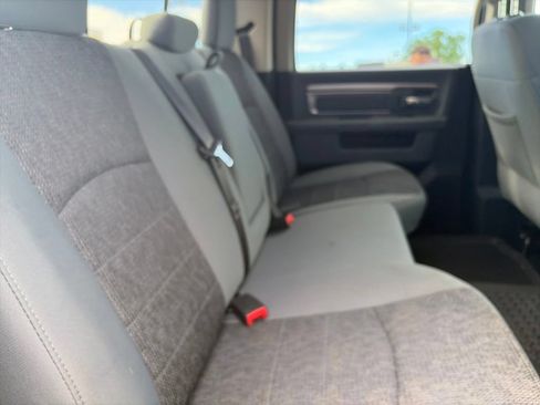 Used 2018 RAM 1500 Big Horn AWD/4WD image 39