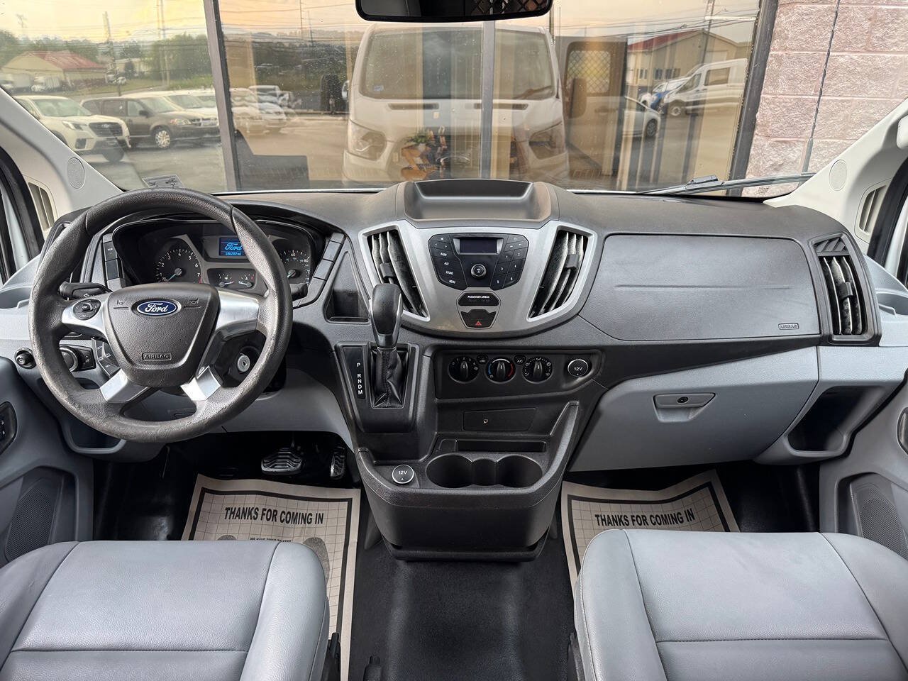 Used 2018 Ford Transit 250 130 Low Roof RWD image 7