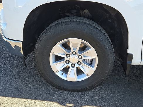 Used 2023 Chevrolet Silverado 1500 W/T w/ Trailering Package image 13