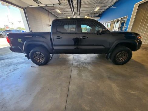 Used 2023 Toyota Tacoma 4x4 Double Cab w/ Trail Edition image 5