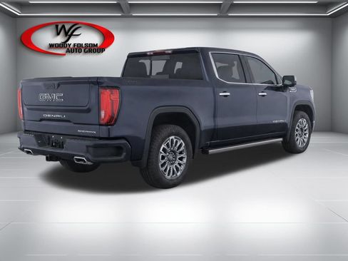 Used 2023 GMC Sierra 1500 Denali Ultimate AWD/4WD image 4