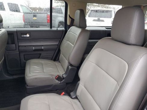 Used 2019 Ford Flex SEL w/ Equipment Group 202A FWD image 9
