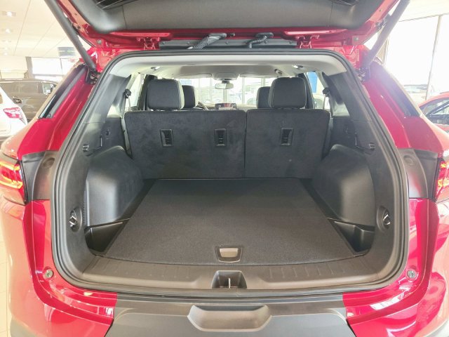 New 2026 Chevrolet Blazer LT w/ Convenience Package AWD/4WD image 13