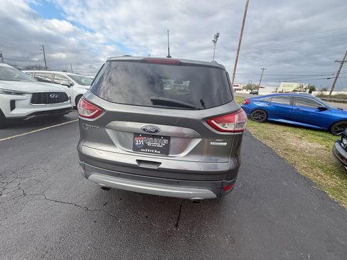 Used 2014 Ford Escape SE w/ Equipment Group 201A image 4