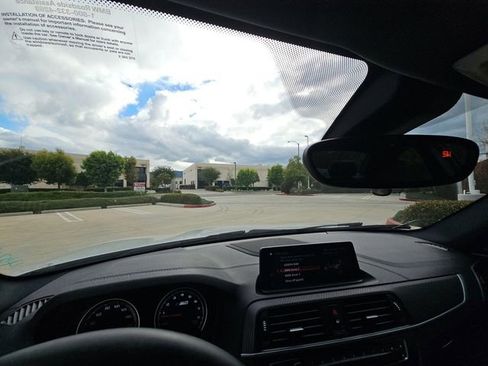 Used 2019 BMW M2 Competition RWD image 8