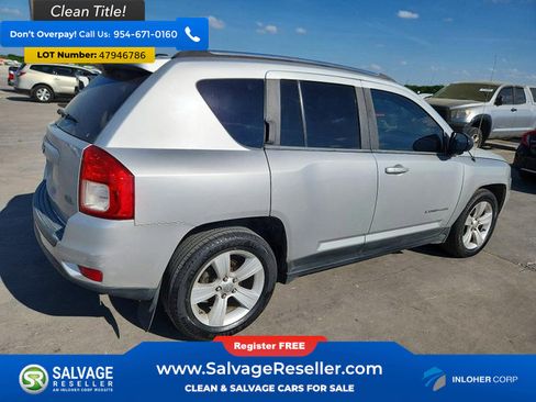 Used 2011 Jeep Compass Latitude w/ Sun/Sound Group image 4