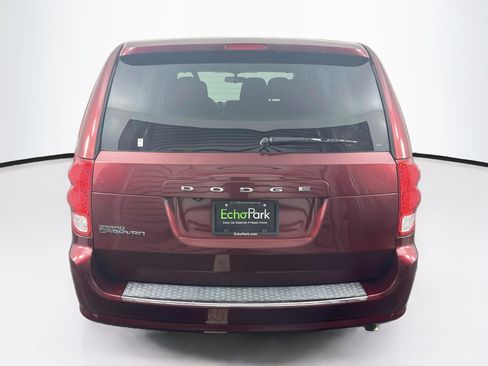 Used 2018 Dodge Grand Caravan SE FWD image 7