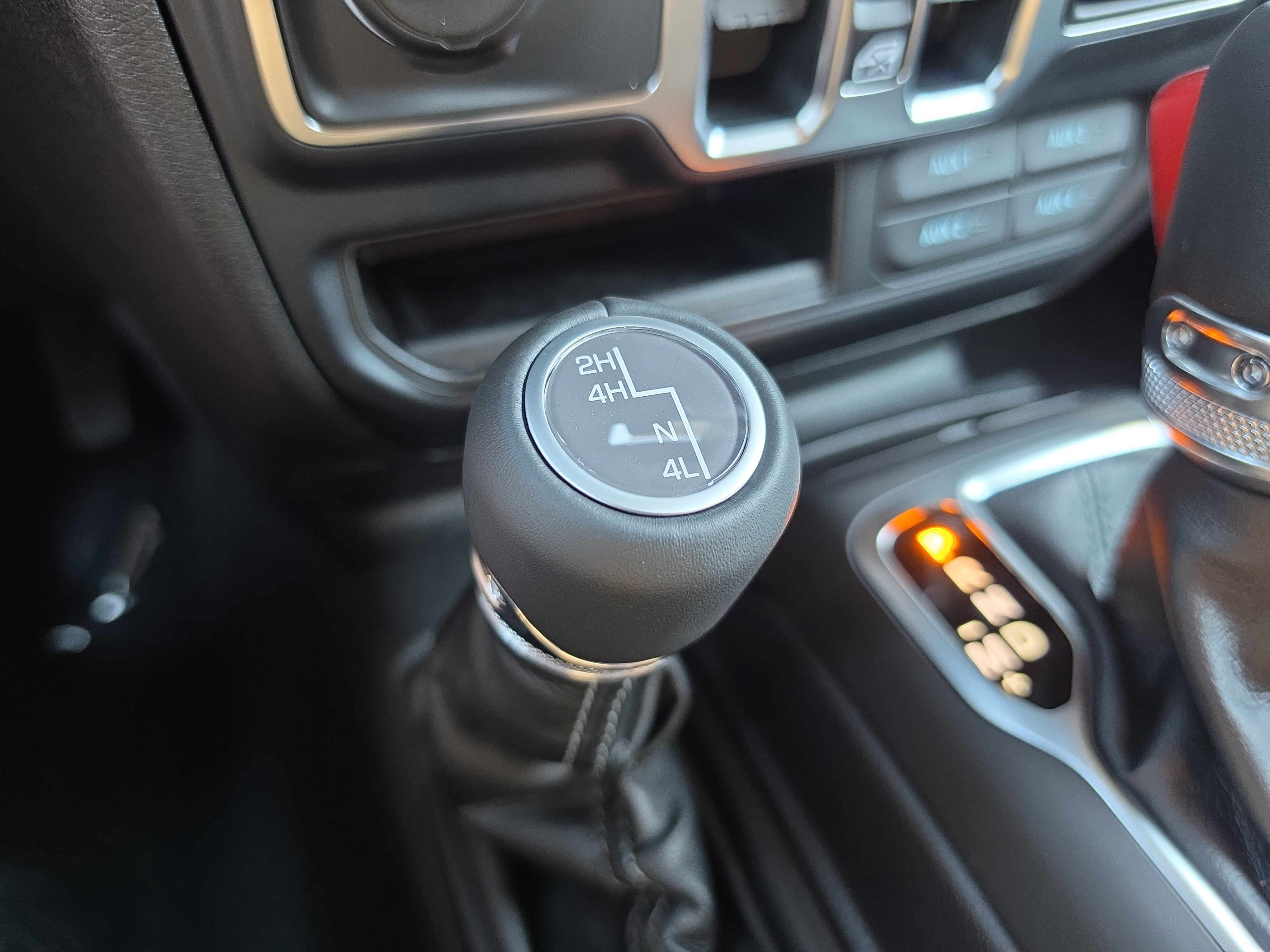 New 2026 Jeep Gladiator Sport AWD/4WD image 28