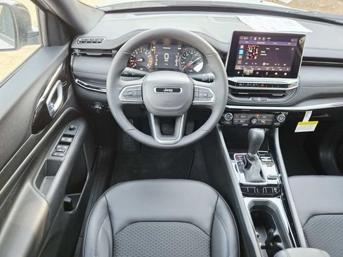 New 2026 Jeep Compass Latitude AWD/4WD image 12