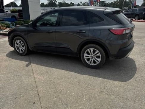Used 2020 Ford Escape S FWD image 4