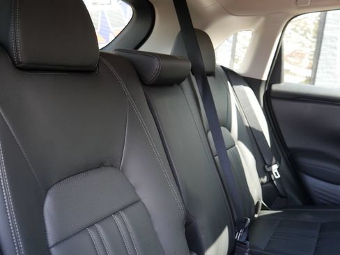 Used 2025 Honda HR-V EX-L image 11