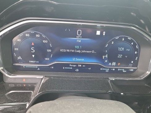 Used 2022 Chevrolet Silverado 1500 LTZ w/ LTZ Premium Package image 9