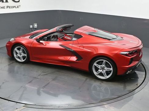 Used 2025 Chevrolet Corvette Stingray Preferred Cpe w/ Chrome Exterior Badge Package image 41