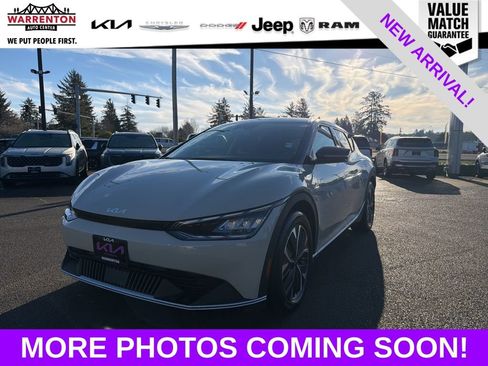 Used 2024 Kia EV6 Light image 1