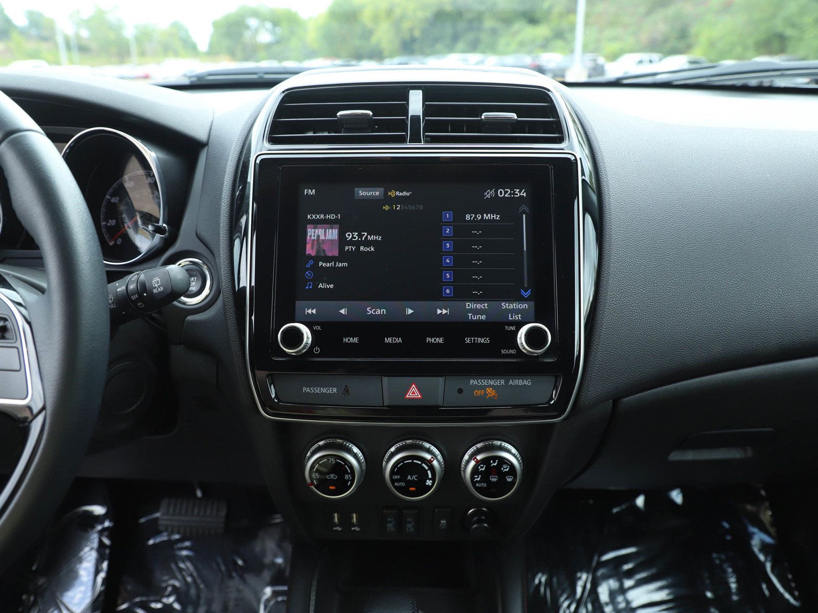 Used 2026 Mitsubishi Outlander Sport SE AWD/4WD image 23