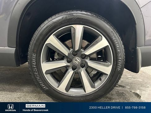 Used 2025 Honda Pilot Elite image 14