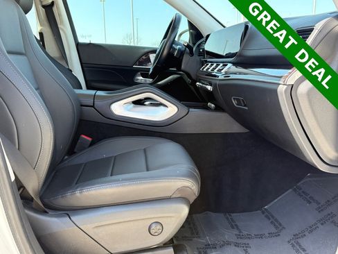Used 2024 Mercedes-Benz GLS 450 4MATIC image 42