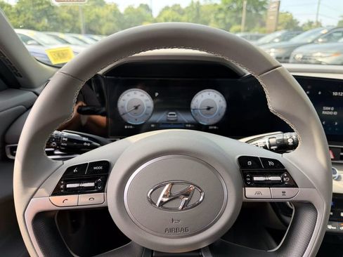 Certified 2023 Hyundai Elantra SEL w/ Convenience Package FWD image 26