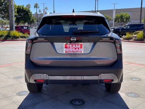 New 2026 Nissan Kicks SV w/ SV Premium Package image 6