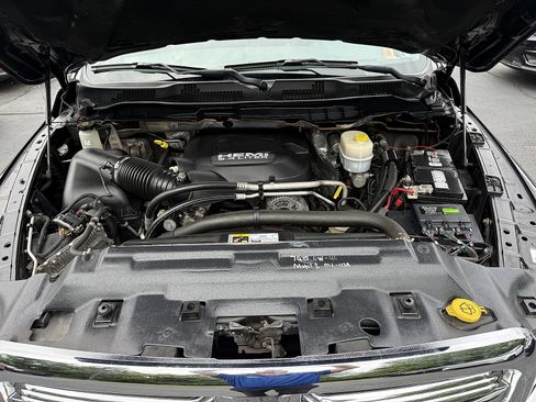 Used 2016 RAM 2500 Big Horn AWD/4WD image 9