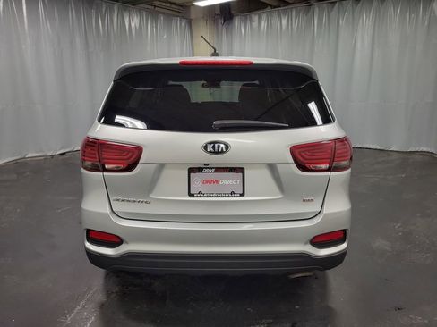 Used 2020 Kia Sorento L image 8