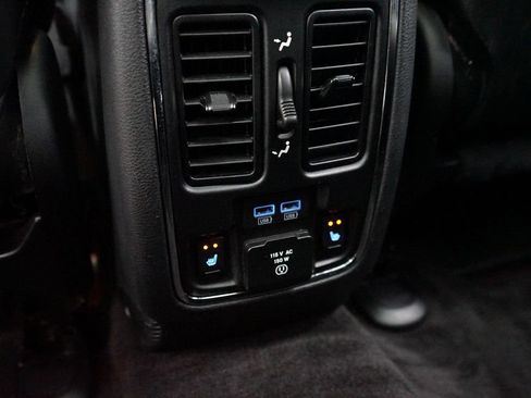 Used 2018 Jeep Grand Cherokee Summit w/ Platinum Series Group AWD/4WD image 17