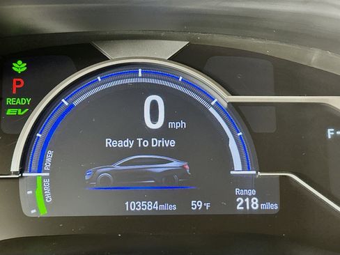 Used 2019 Honda Clarity Touring image 17