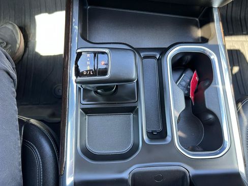 Used 2024 GMC Sierra 1500 Elevation w/ Elevation Premium Package AWD/4WD image 25