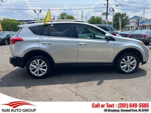 Used 2015 Toyota RAV4 Limited AWD/4WD image 15