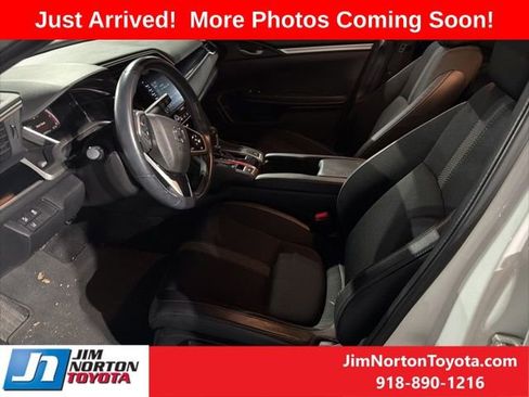 Used 2020 Honda Civic Sport image 9